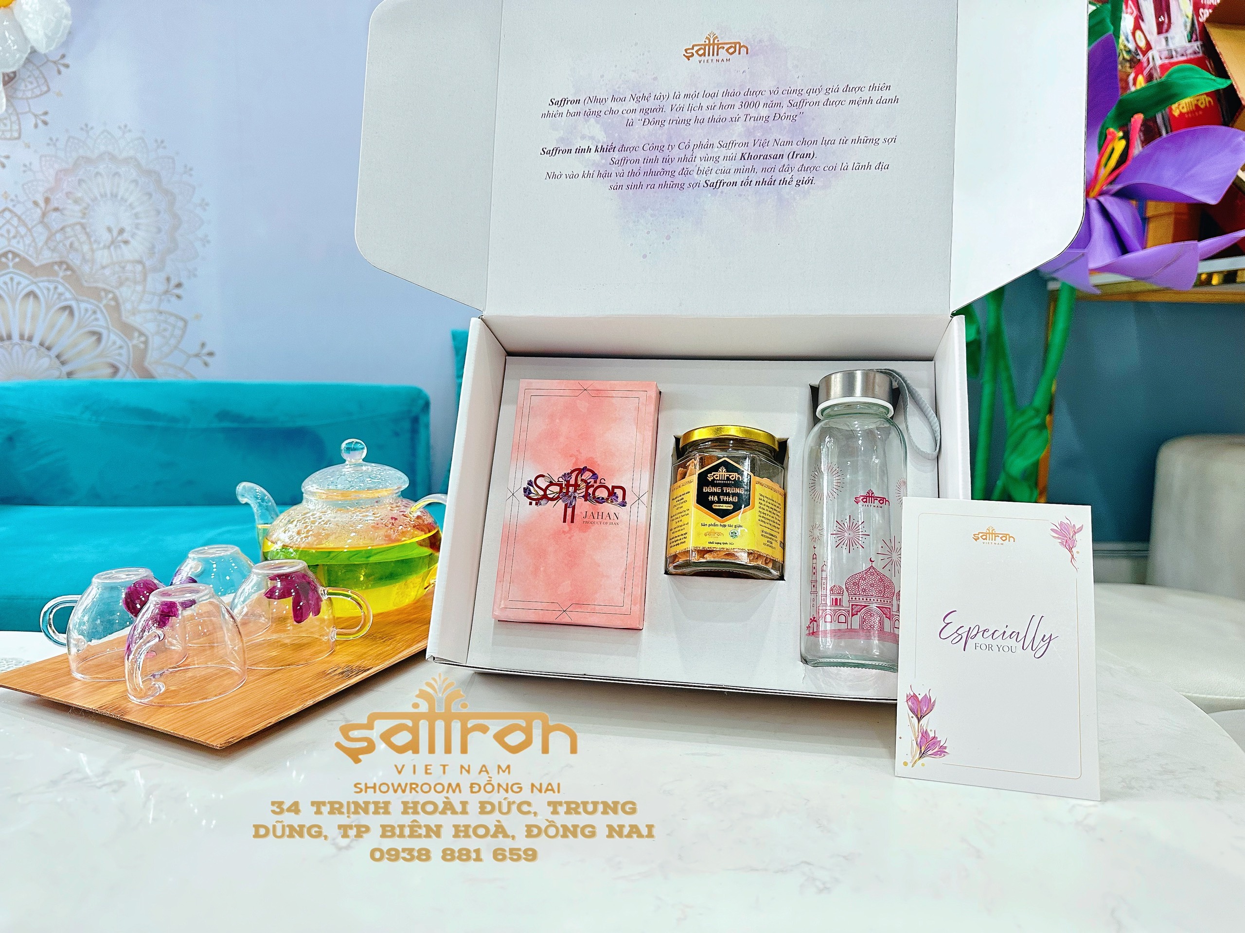 z4568317070456_b67ed2dd5d292c9db1509dafc062ff84